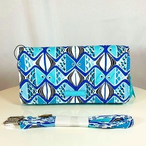 🐠Vera Bradley Wallet Crossbody Wristlet Beach Go Fish Blue Spring Break